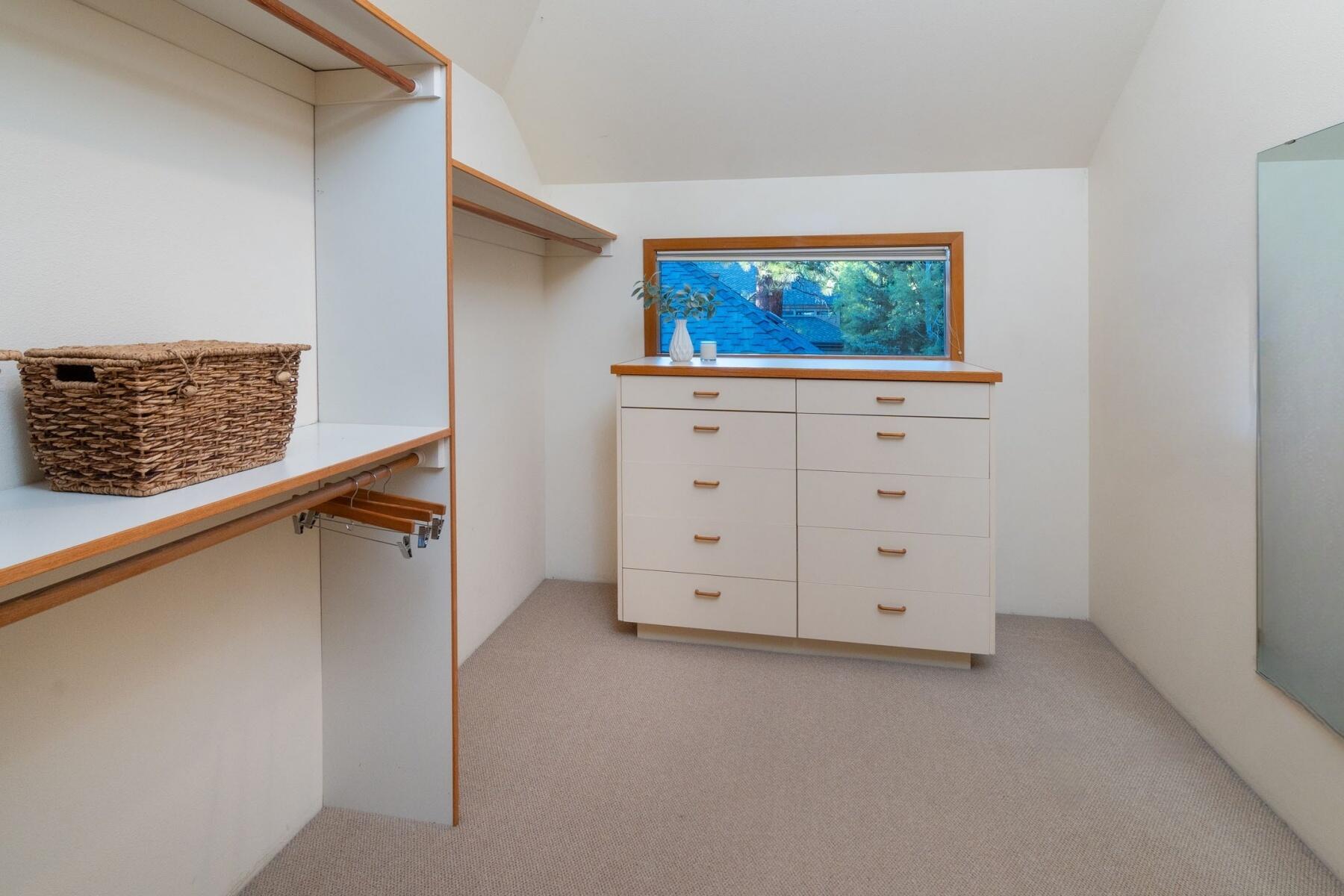 Fairway Point Villag - Residential