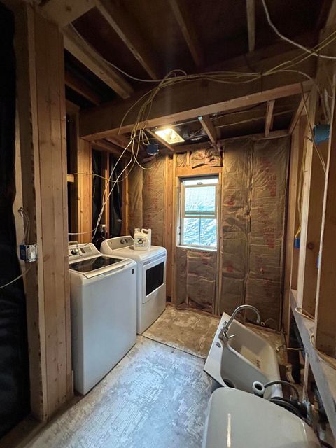 Tiny photo for 601 McMullen Creek Road, Selma, OR 97538 (MLS # 220212237)