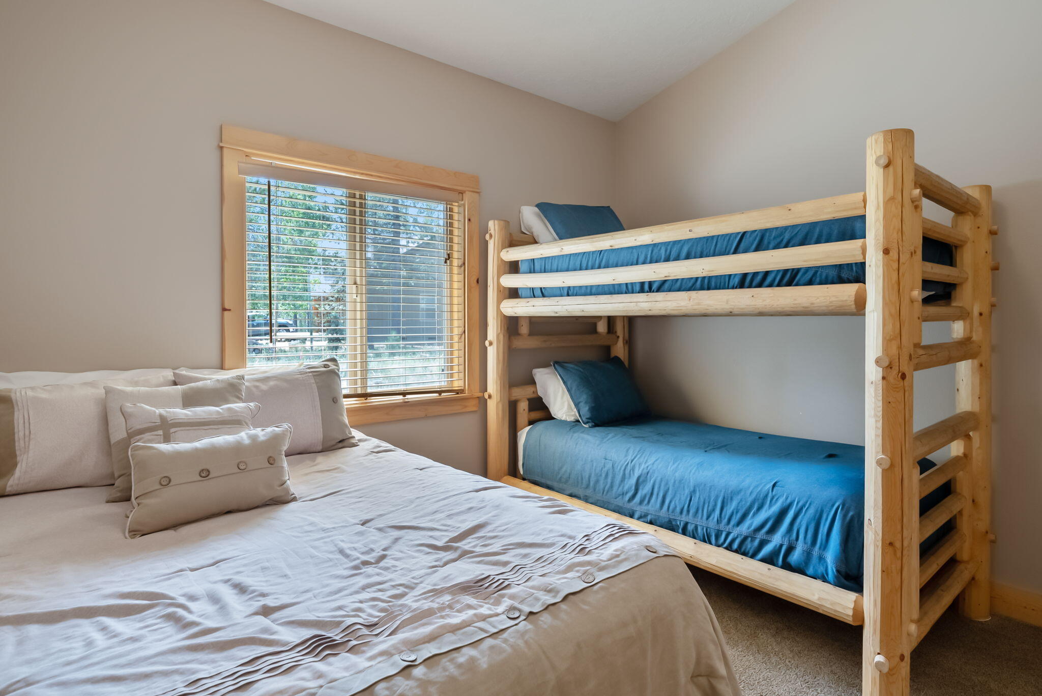 Fairway Point Villag - Residential