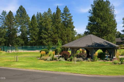 Tiny photo for 60733 Breckenridge Street, Bend, OR 97702 (MLS # 220227069)