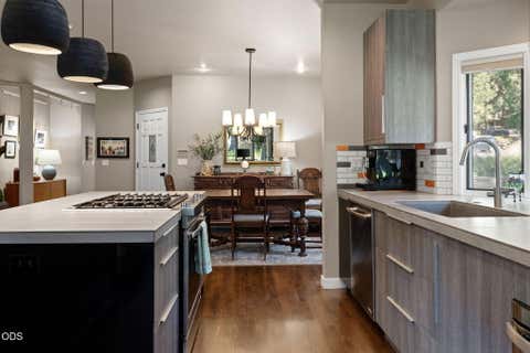Tiny photo for 60733 Breckenridge Street, Bend, OR 97702 (MLS # 220227069)