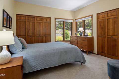 Tiny photo for 60733 Breckenridge Street, Bend, OR 97702 (MLS # 220227069)
