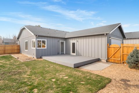 Tiny photo for 20688 White Dove Lane, Bend, OR 97702 (MLS # 220217187)