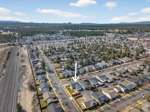 Tiny photo for 20688 White Dove Lane, Bend, OR 97702 (MLS # 220217187)