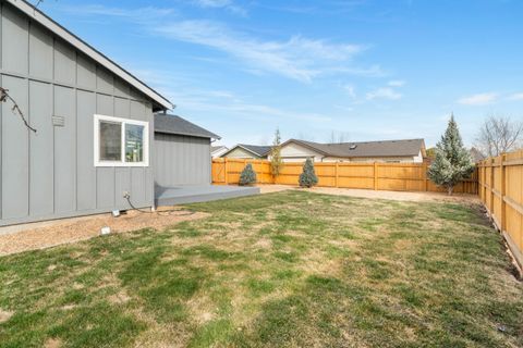 Tiny photo for 20688 White Dove Lane, Bend, OR 97702 (MLS # 220217187)