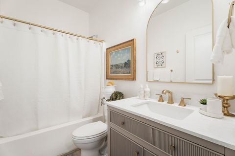 Tiny photo for 20688 White Dove Lane, Bend, OR 97702 (MLS # 220217187)