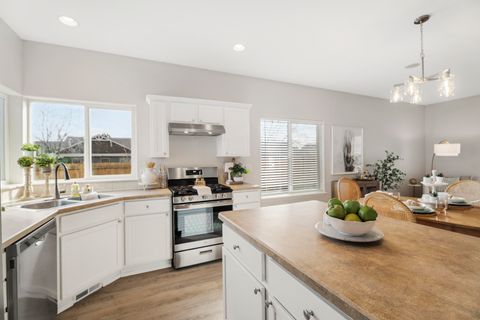 Tiny photo for 20688 White Dove Lane, Bend, OR 97702 (MLS # 220217187)