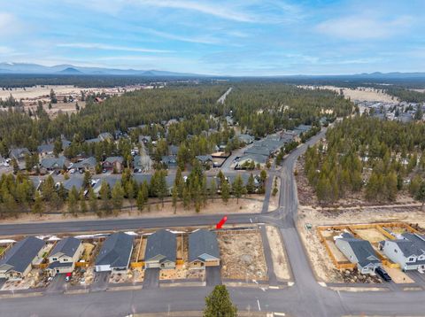 Tiny photo for 16532 Pine Creek Drive, La Pine, OR 97739 (MLS # 220214571)