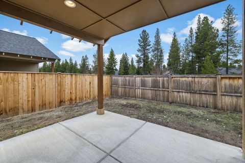 Tiny photo for 16532 Pine Creek Drive, La Pine, OR 97739 (MLS # 220214571)