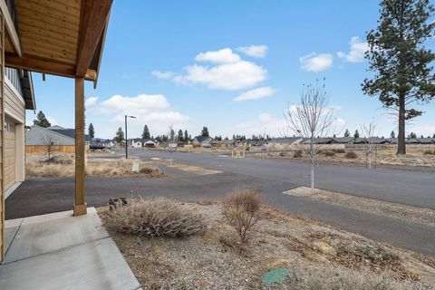 Tiny photo for 16532 Pine Creek Drive, La Pine, OR 97739 (MLS # 220214571)