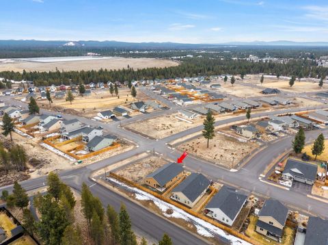 Tiny photo for 16532 Pine Creek Drive, La Pine, OR 97739 (MLS # 220214571)