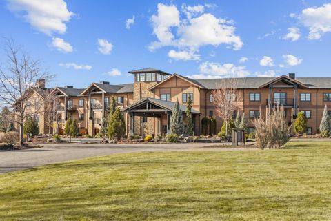 Tiny photo for 23087 Watercourse Way, Bend, OR 97701 (MLS # 220215297)