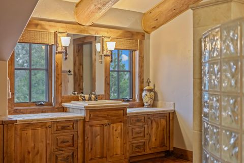 Tiny photo for 23087 Watercourse Way, Bend, OR 97701 (MLS # 220215297)