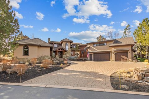 Tiny photo for 23087 Watercourse Way, Bend, OR 97701 (MLS # 220215297)