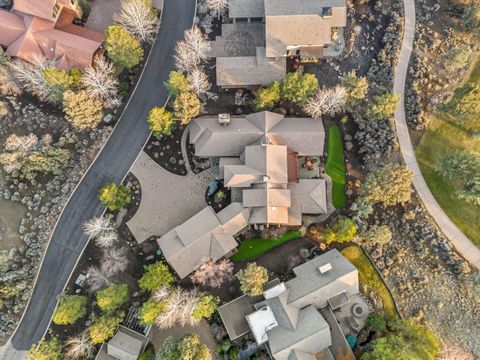 Tiny photo for 23087 Watercourse Way, Bend, OR 97701 (MLS # 220215297)