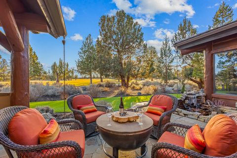 Tiny photo for 23087 Watercourse Way, Bend, OR 97701 (MLS # 220215297)