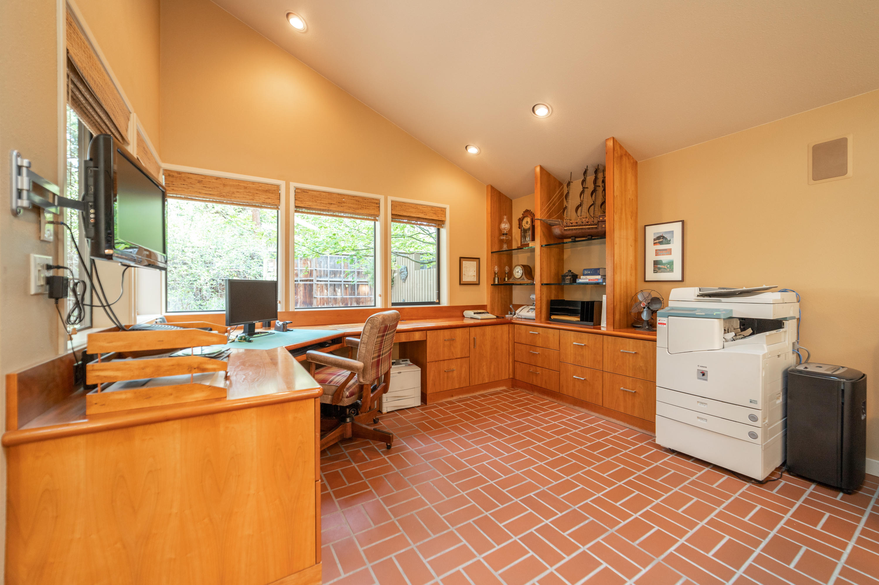 Awbrey Meadows - Residential