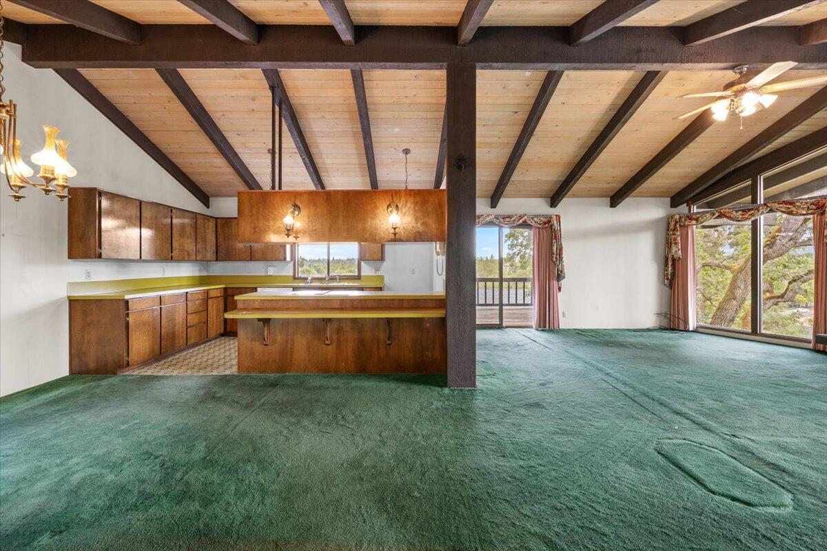 Montcrest Villa - Residential