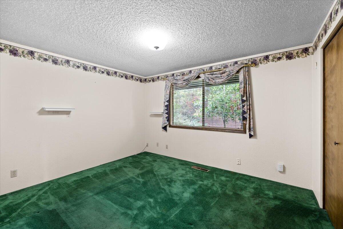 Montcrest Villa - Residential