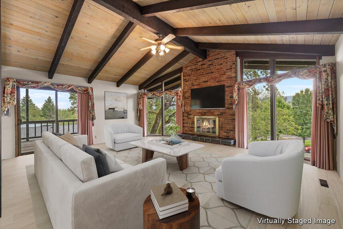 Montcrest Villa - Residential