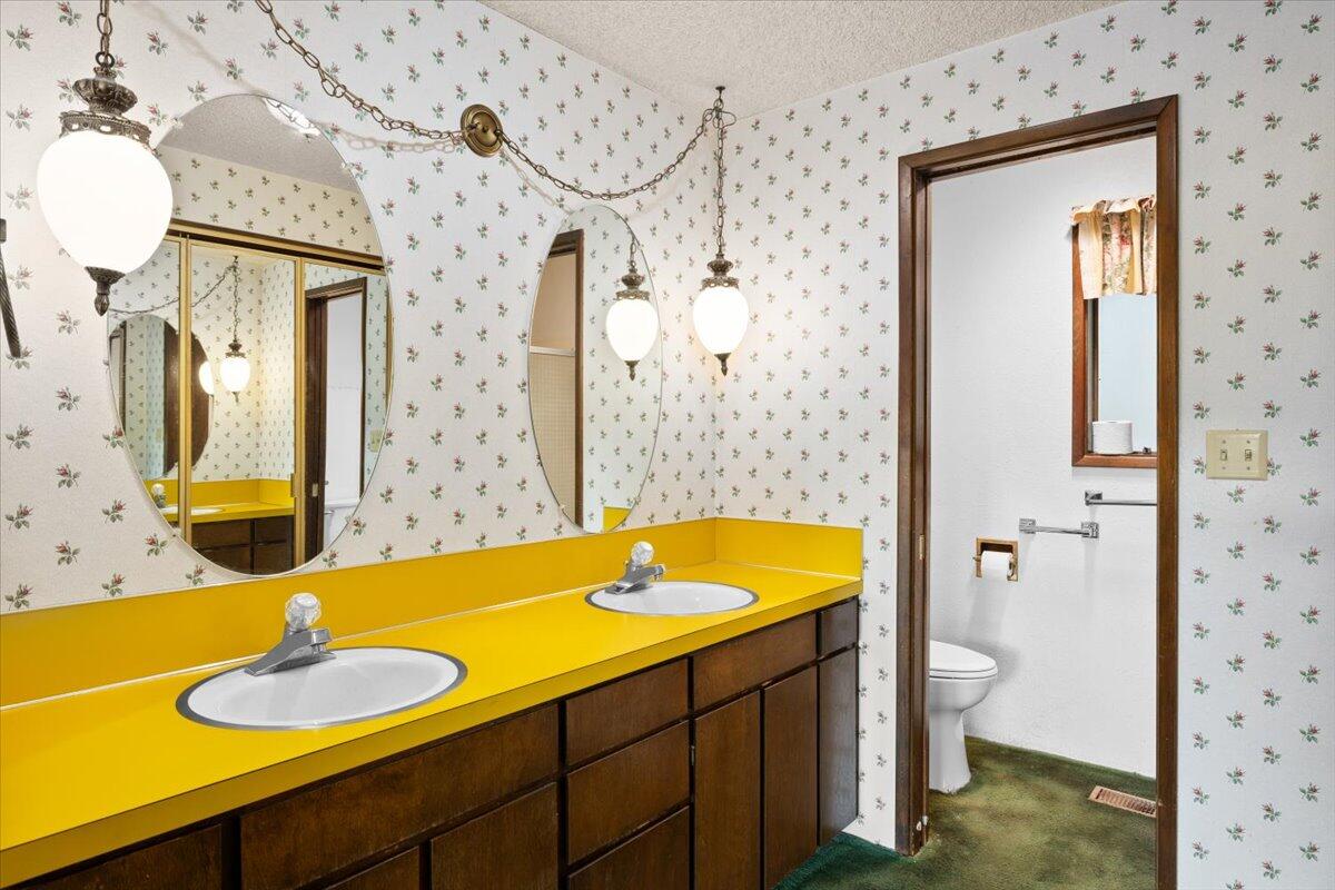 Montcrest Villa - Residential