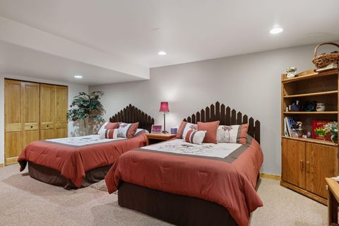 Tiny photo for 69219 Yellow Daisy Lane, Sisters, OR 97759 (MLS # 220213004)