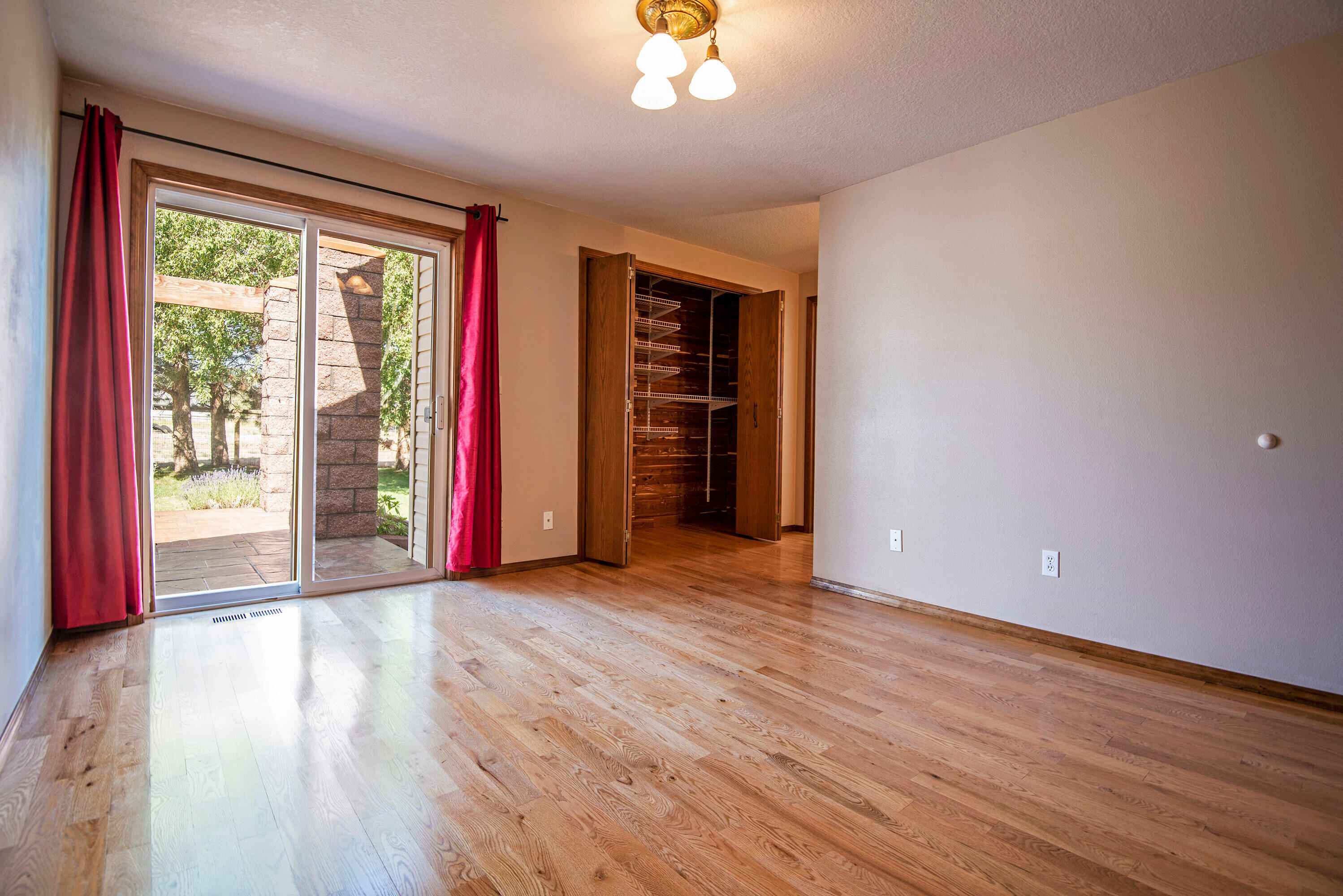 Ponderosa Cascade - Residential