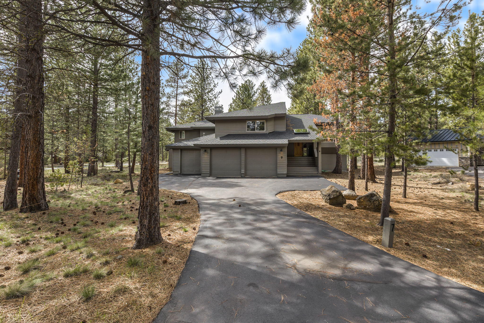 Fairway Point Villag - Residential