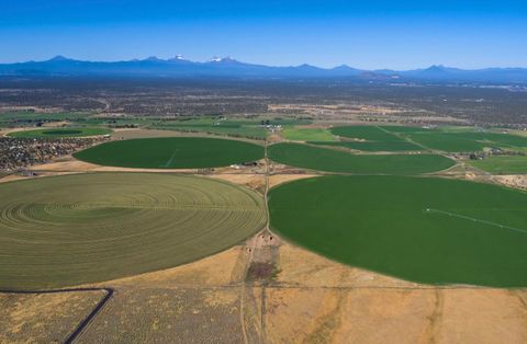 Photo of SW Shumway Road #TL 504, Powell Butte, OR 97753 (MLS # 220215672)