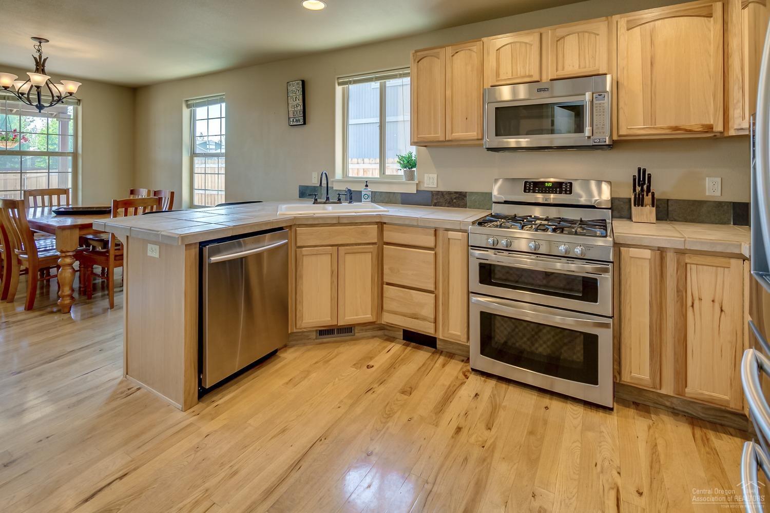 Six Peaks - Residential