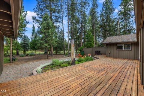 Tiny photo for 18217 Oregon Loop #41, Sunriver, OR 97707 (MLS # 220224182)