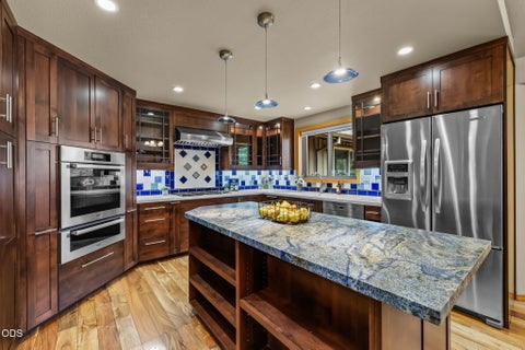 Tiny photo for 18217 Oregon Loop #41, Sunriver, OR 97707 (MLS # 220224182)