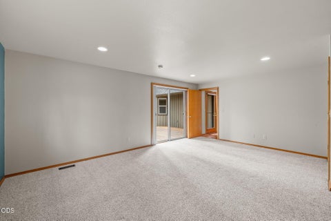 Tiny photo for 18217 Oregon Loop #41, Sunriver, OR 97707 (MLS # 220224182)
