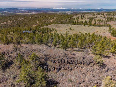 Tiny photo for 7201 NE Johnson Creek Road, Prineville, OR 97754 (MLS # 220219699)