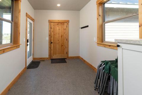 Tiny photo for 7201 NE Johnson Creek Road, Prineville, OR 97754 (MLS # 220219699)