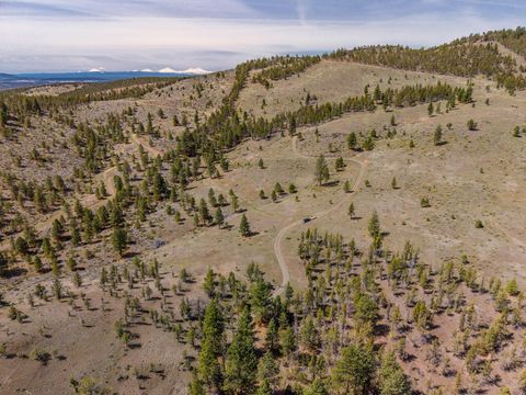 Tiny photo for 7201 NE Johnson Creek Road, Prineville, OR 97754 (MLS # 220219699)