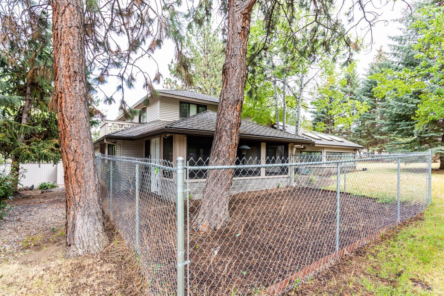 Woodside Ranch - Residential