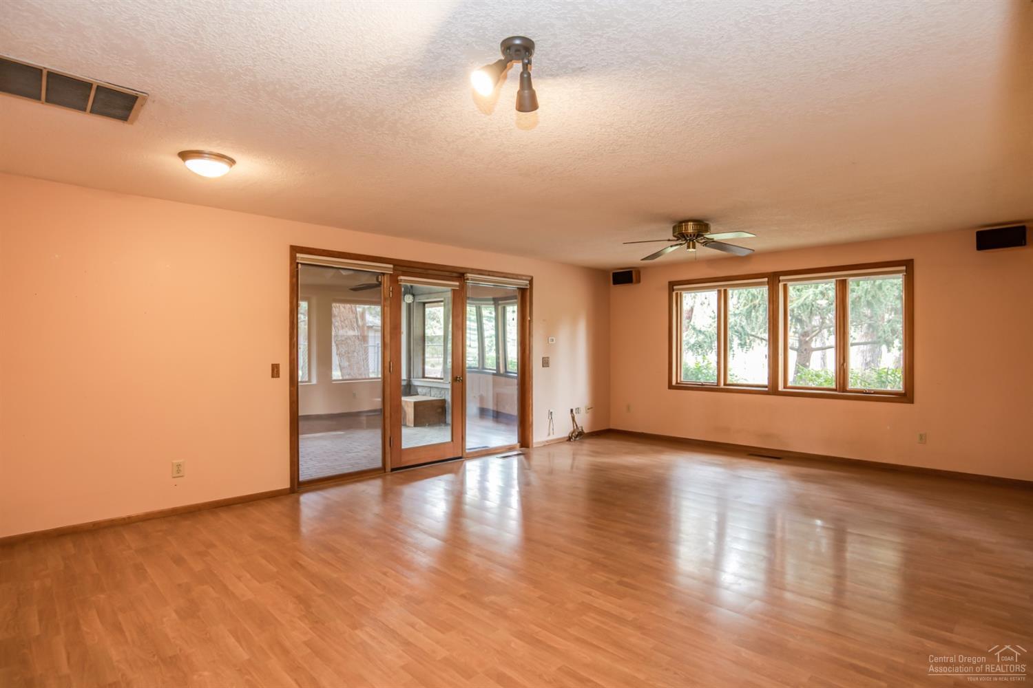 Woodside Ranch - Residential