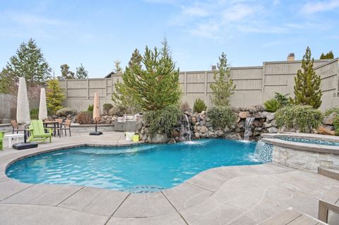 Tiny photo for 4035 Crystal Springs Drive, Medford, OR 97504 (MLS # 220215194)