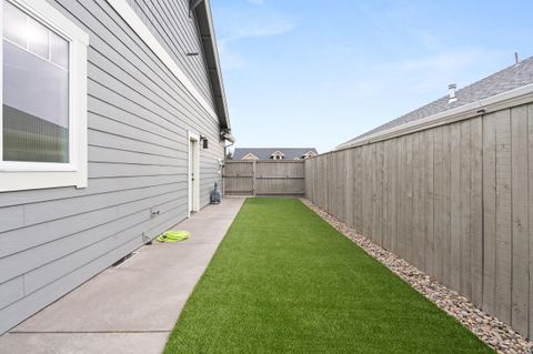 Tiny photo for 4035 Crystal Springs Drive, Medford, OR 97504 (MLS # 220215194)