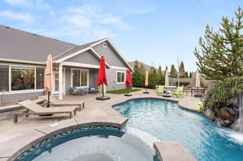 Tiny photo for 4035 Crystal Springs Drive, Medford, OR 97504 (MLS # 220215194)