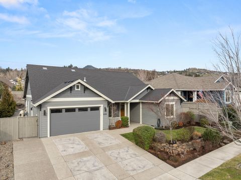 Tiny photo for 4035 Crystal Springs Drive, Medford, OR 97504 (MLS # 220215194)