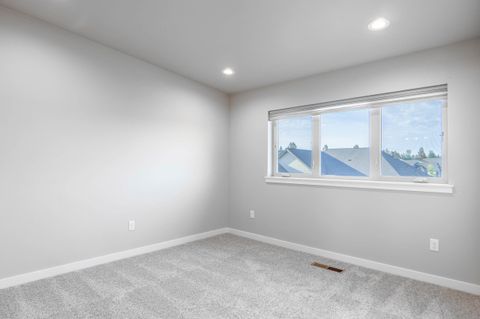 Tiny photo for 3610 SW Badger Avenue, Redmond, OR 97756 (MLS # 220220240)