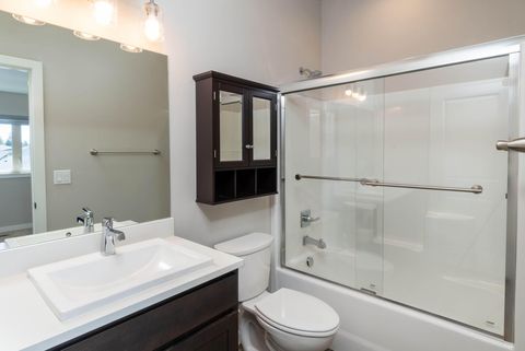 Tiny photo for 3610 SW Badger Avenue, Redmond, OR 97756 (MLS # 220220240)