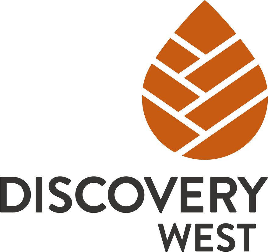 JD Neel Construction Inc. is custom building this 3000 sqft luxurious home on a 14,000 sqft lot in one of Bends newest neighborhoods, Discovery West Lot 74.