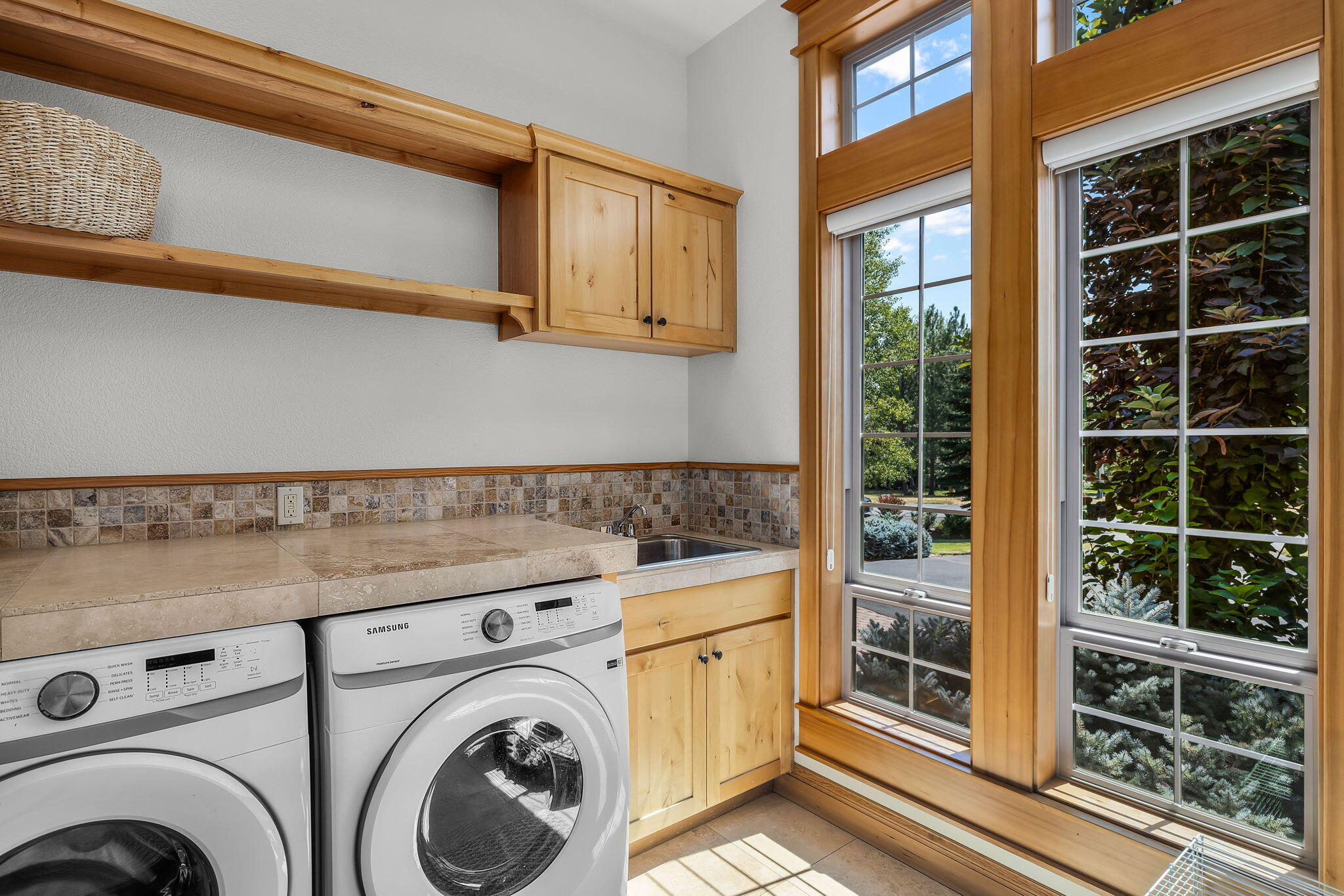 Broken Top - Residential