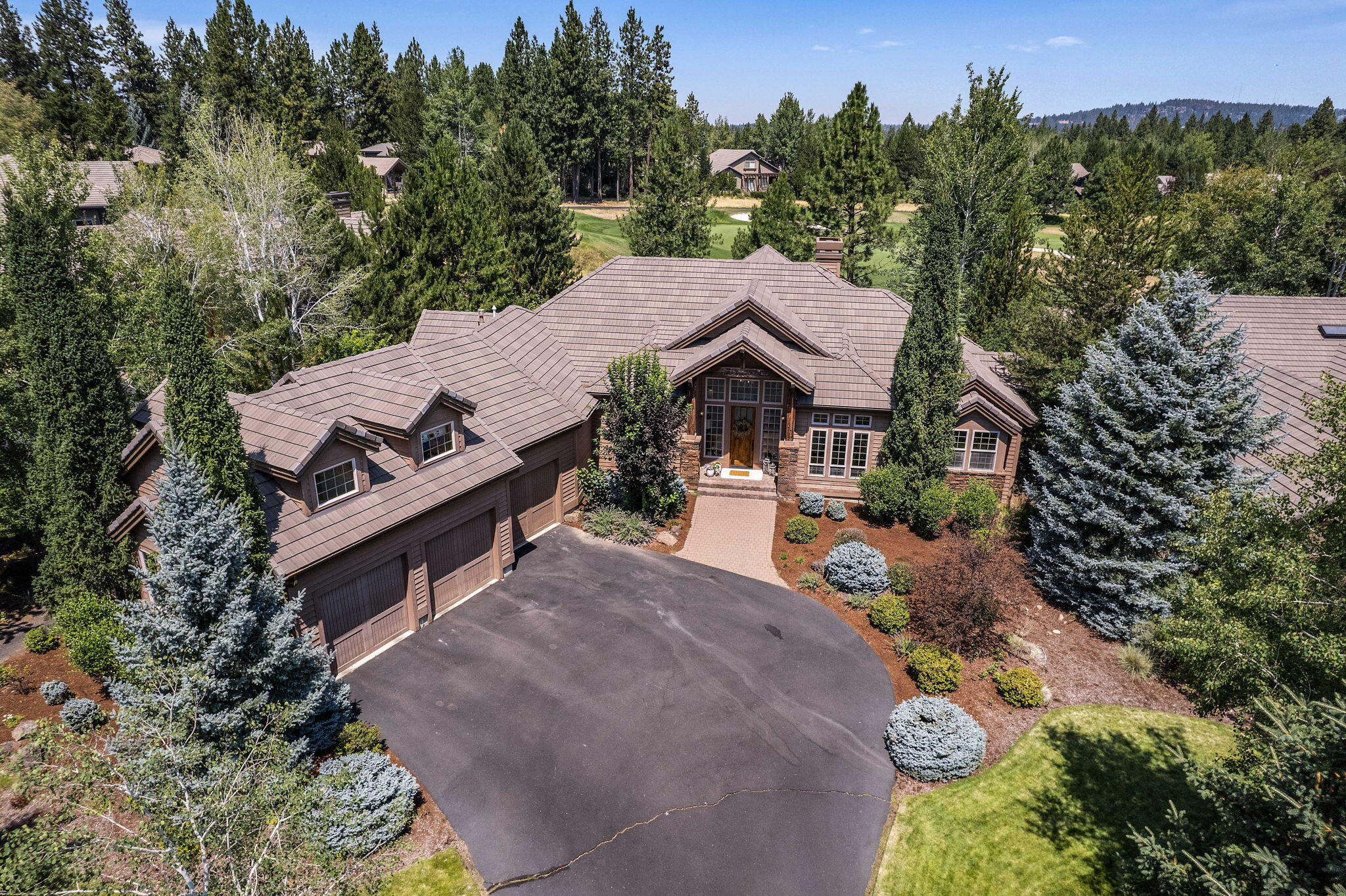 Broken Top - Residential