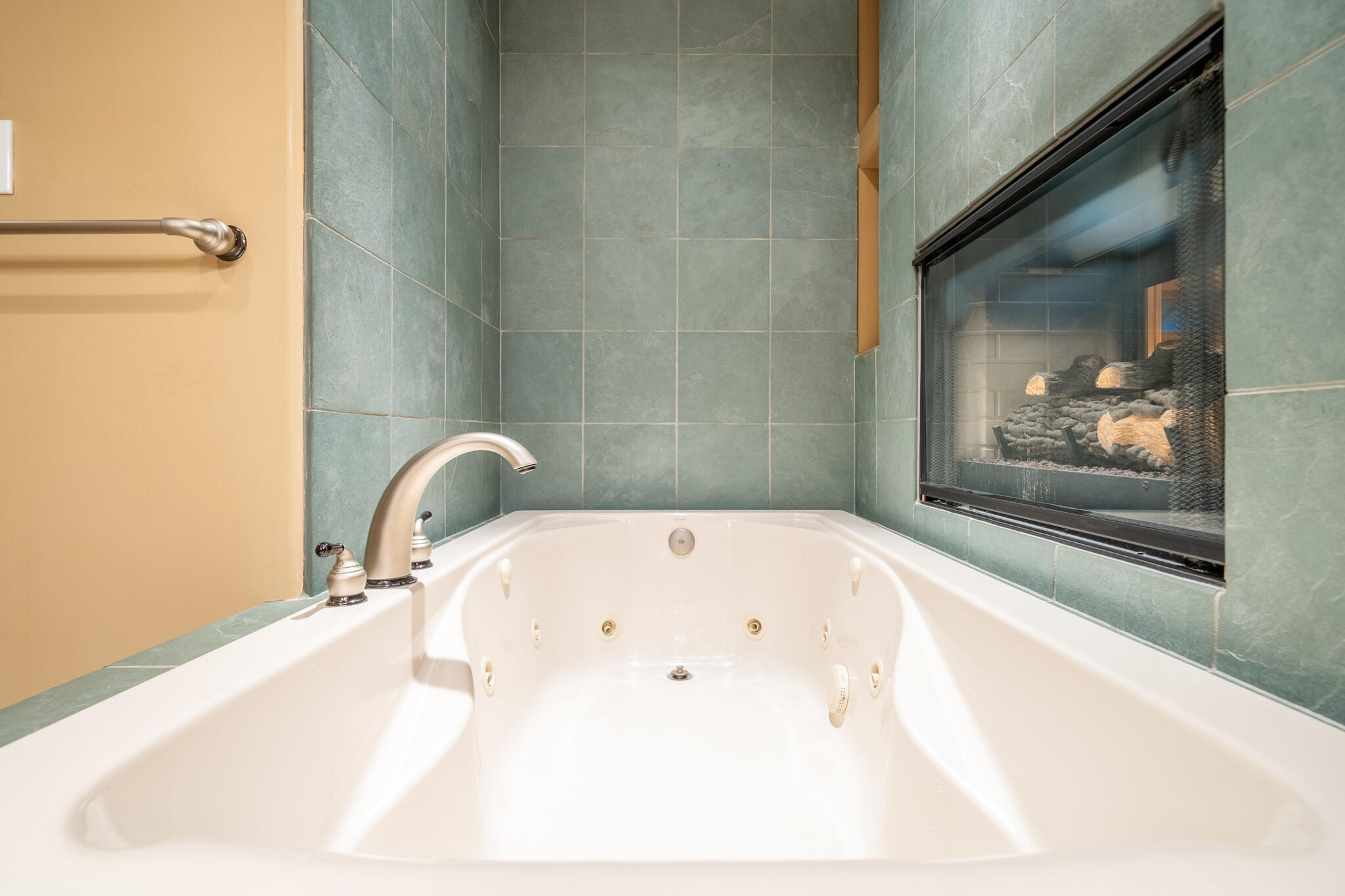 7th Mtn Golf Village - Residential