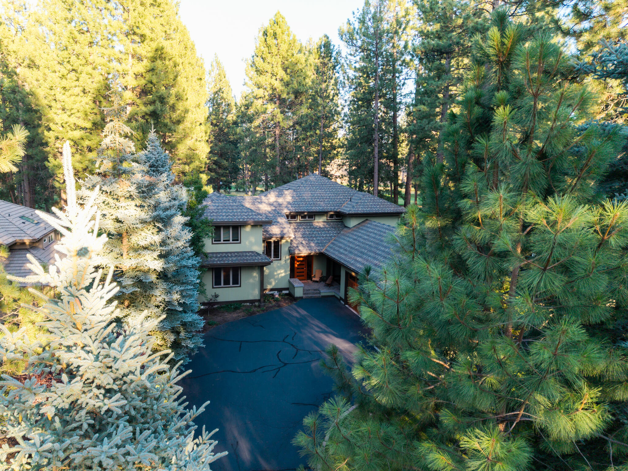 7th Mtn Golf Village - Residential