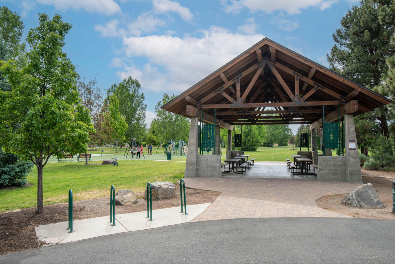 Lava Ridges - Residential